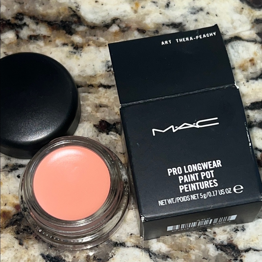 ⚡️💕MAC Cosmetics Pro Longwear Paint Pot Art Thera-Peachy